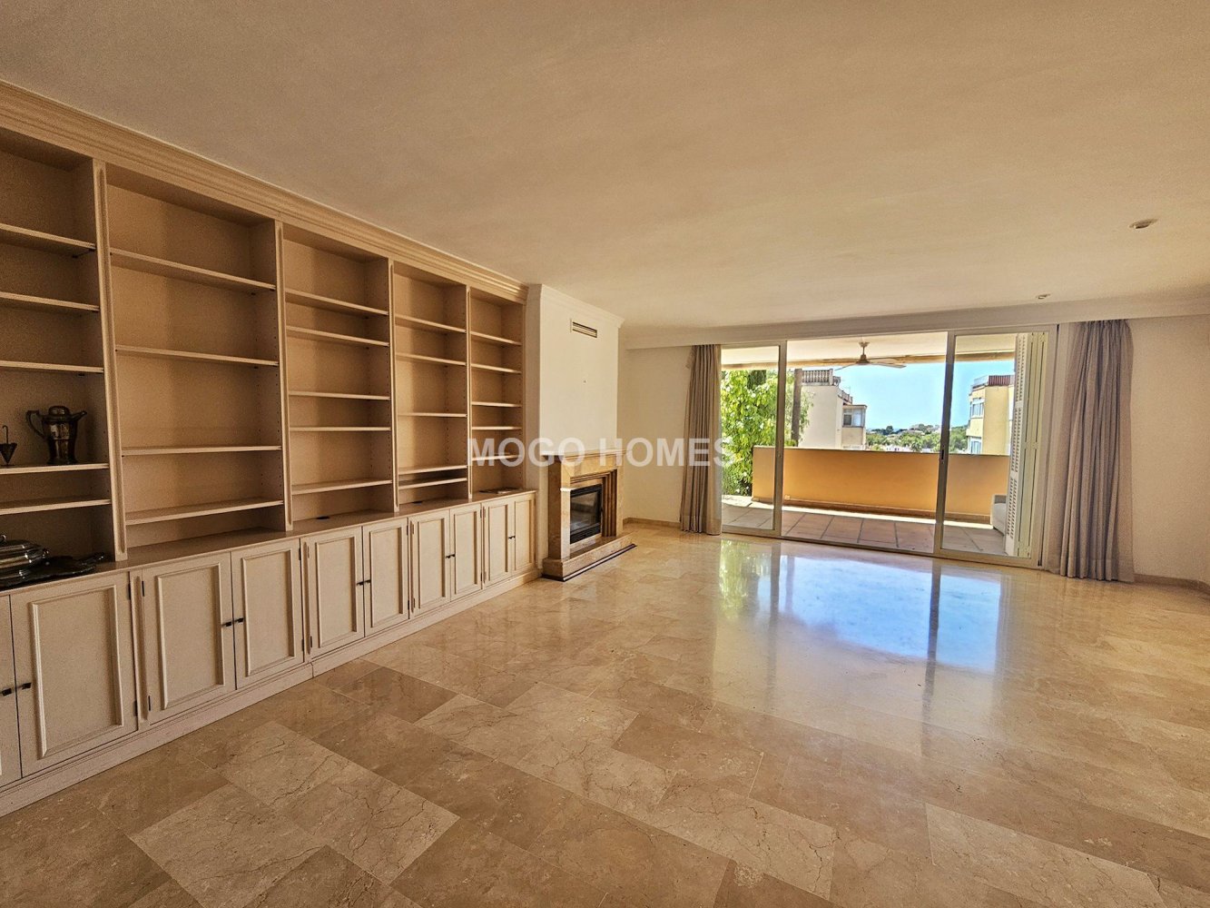 4 bedrooms Townhouse in Palma de Majorca, Spain No. 135317