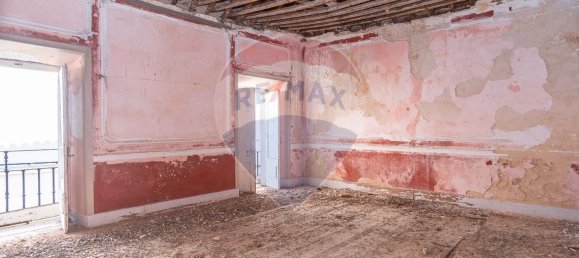 344m² Building in Faro, Portugal No. 65898 18