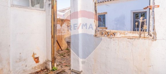 344m² Building in Faro, Portugal No. 65898 33