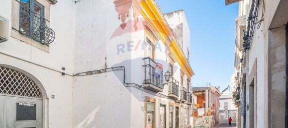 344m² Building in Faro, Portugal No. 65898 2