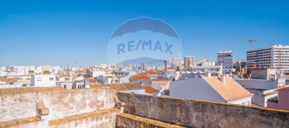 344m² Building in Faro, Portugal No. 65898 42