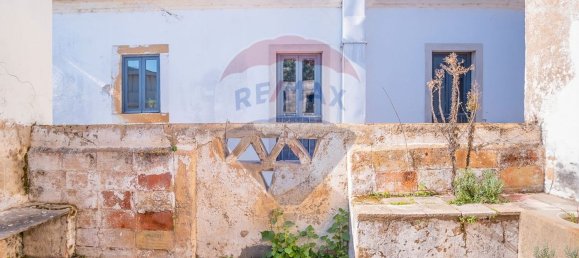 344m² Building in Faro, Portugal No. 65898 34