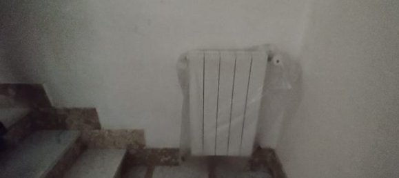 Дом с 3 комнатами в Санто Стефано Квисквина, Италия № 107709 26