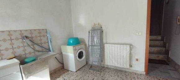 Дом с 3 комнатами в Санто Стефано Квисквина, Италия № 107709 10