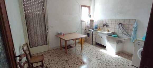 Дом с 3 комнатами в Санто Стефано Квисквина, Италия № 107709 17