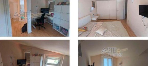 4-Zimmer Wohnung in Osimo, Italy, Nr. 96030 14
