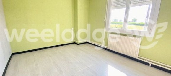 5 bedrooms House in Gournay-en-Bray, France No. 310924 7