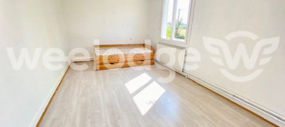 5 bedrooms House in Gournay-en-Bray, France No. 310924 9