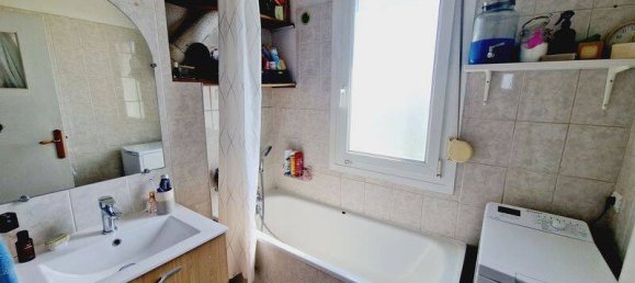 Apartamento de 2 dormitorios en Compiegne, France No. 262401 5
