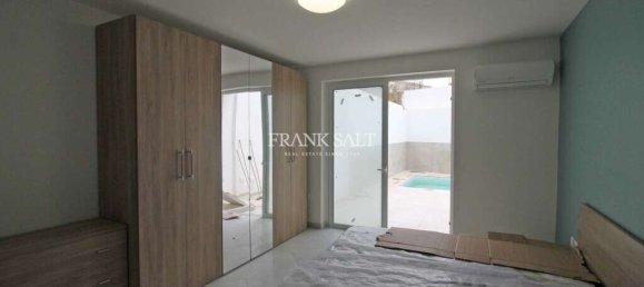 2 غرف نوم طابقين في Mosta, Malta رقم 4556 5