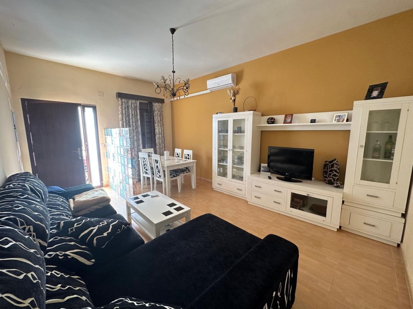 2 Schlafzimmer Haus in Villanueva de la Serena, Spain, Nr. 26219
