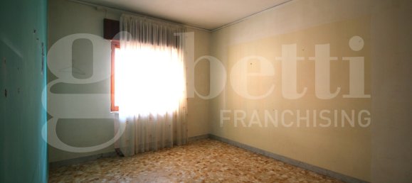 3 Schlafzimmer Wohnung in Arzano, Italy, Nr. 30340 5