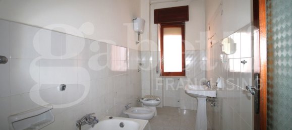 3 Schlafzimmer Wohnung in Arzano, Italy, Nr. 30340 16