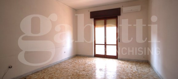 3 Schlafzimmer Wohnung in Arzano, Italy, Nr. 30340 19