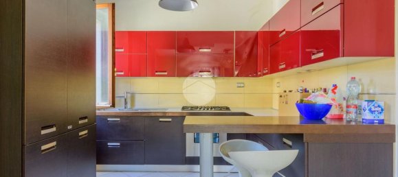 3-salle Appartement à Negrar, Italy No. 288544 3