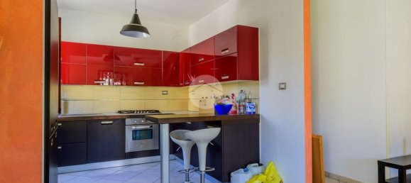 3-salle Appartement à Negrar, Italy No. 288544 5