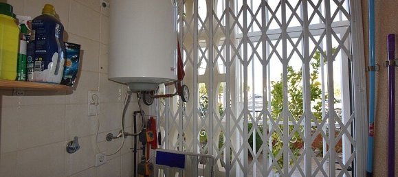 3 Schlafzimmer Villa in La Florida, Spain, Nr. 4160 5