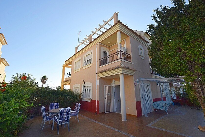3 Schlafzimmer Villa in La Florida, Spain, Nr. 4160