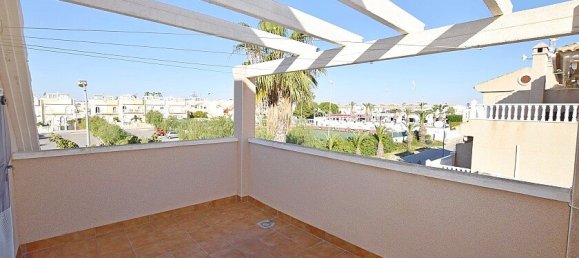 3 Schlafzimmer Villa in La Florida, Spain, Nr. 4160 17