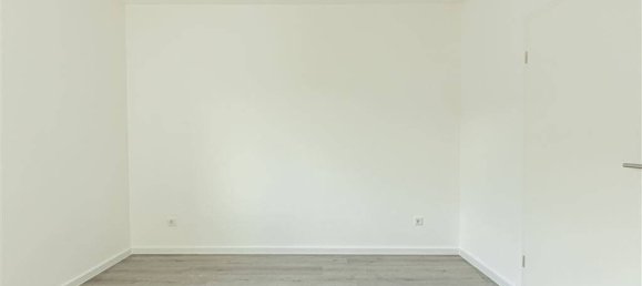 3 rooms Apartment in Neuss, Germany No. 47236 50