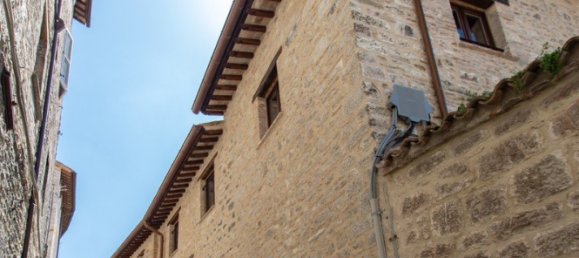 3 Schlafzimmer Penthouse in Gubbio, Italy, Nr. 267274 6