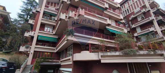 2 rooms Apartment in Brunate, Italy No. 40814 2