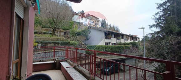 2 rooms Apartment in Brunate, Italy No. 40814 12