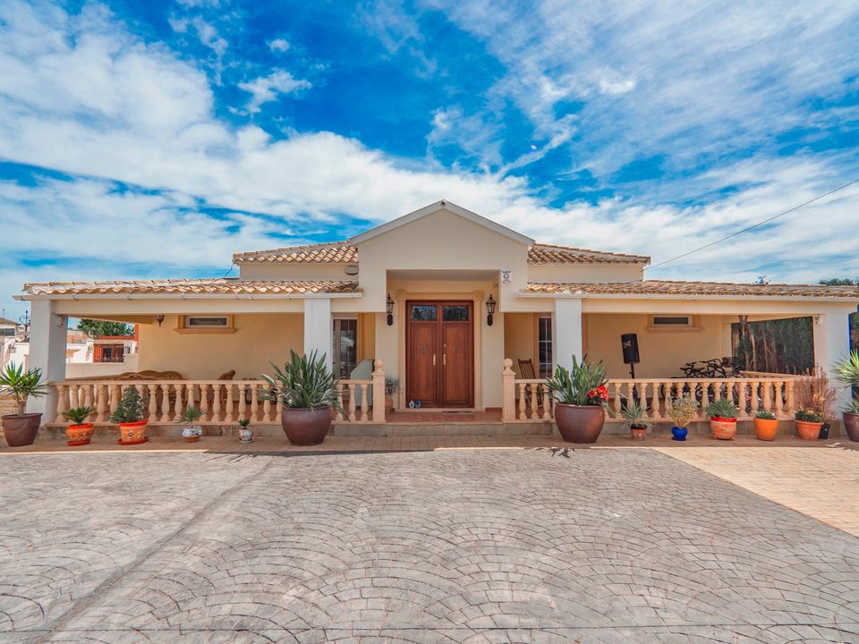 Villa T6 em Almoradi, Spain N.º 222237