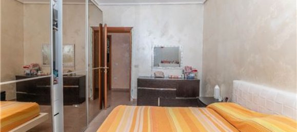 4 Schlafzimmer Haus in Noto, Italy, Nr. 304815 22