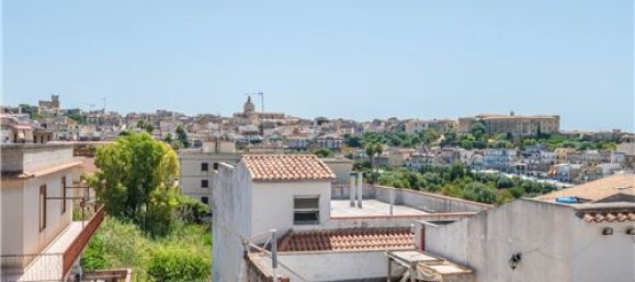 4 Schlafzimmer Haus in Noto, Italy, Nr. 304815 38