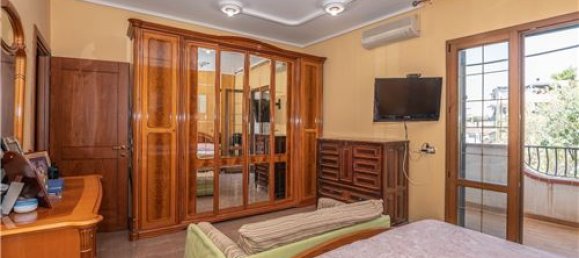 4 Schlafzimmer Haus in Noto, Italy, Nr. 304815 31