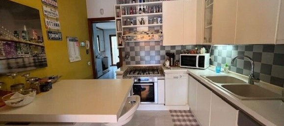 6 bedrooms House in Castiglione delle Stiviere, Italy No. 362827 5