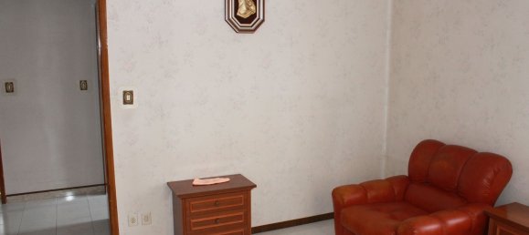 5 rooms Apartment in Monte San Giusto, Italy No. 142634 8