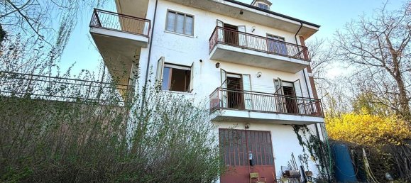 8غرفة منزل في Montemagno, Italy رقم 128925 21