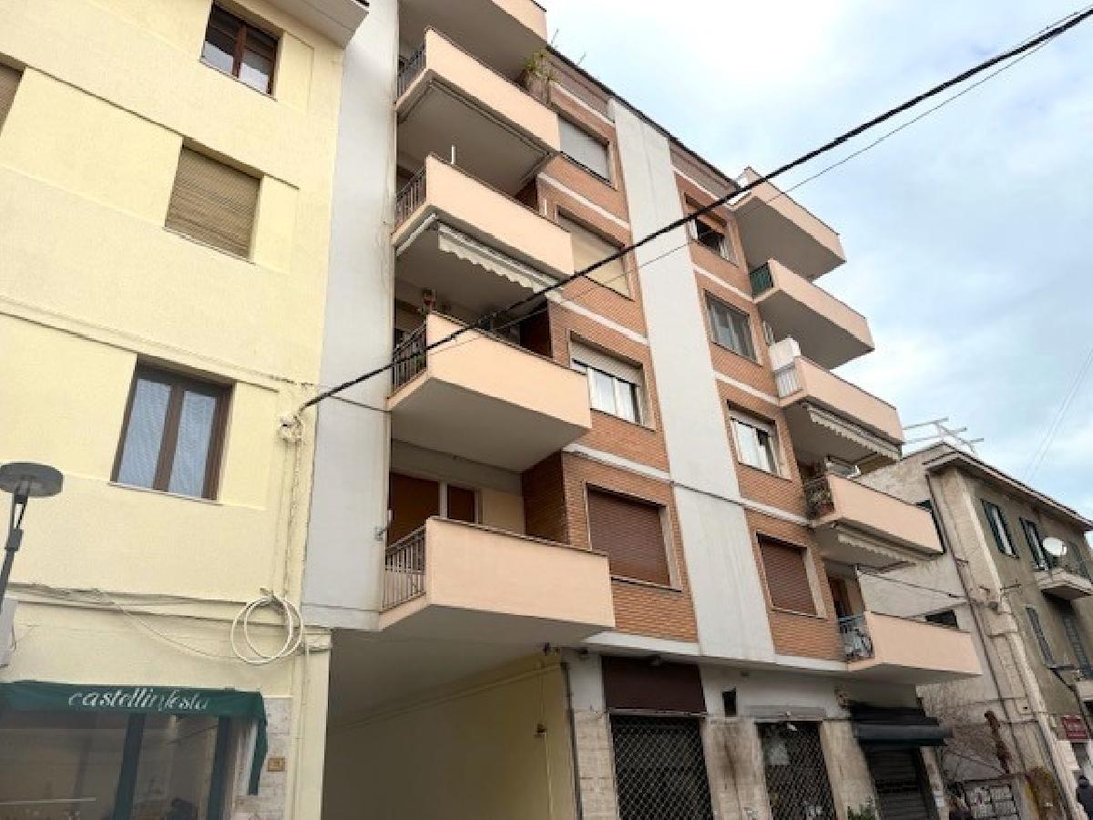 4 Schlafzimmer Wohnung in Pescara, Italy, Nr. 375809