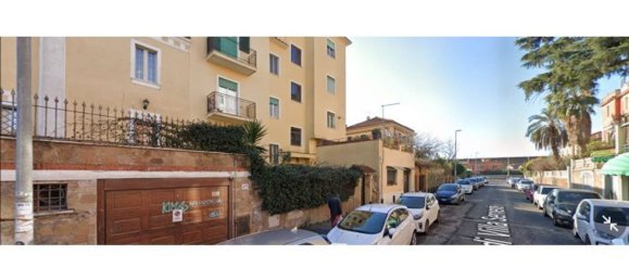 92m² Commercial property in Rome, Italy No. 65730 2