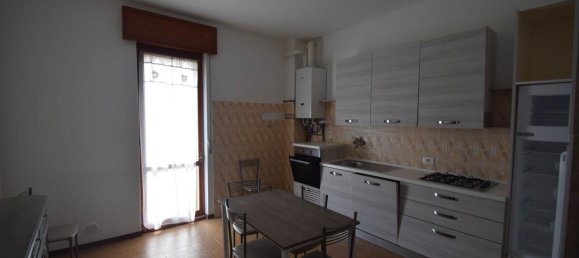 4 rooms Apartment in Castell'Arquato, Italy No. 33168 7