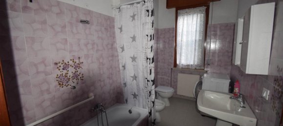 4 rooms Apartment in Castell'Arquato, Italy No. 33168 17