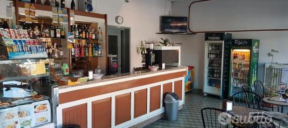 3 rooms Commercial property in Sant'Ilario d'Enza, Italy No. 281520 5