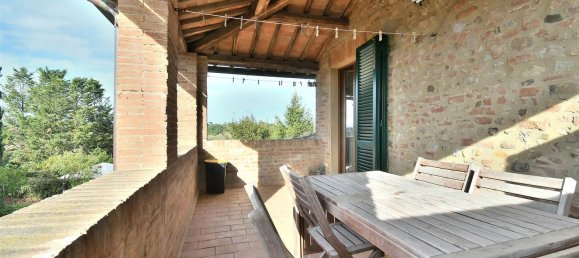 5 bedrooms Apartment in Siena, Italy No. 321447 4