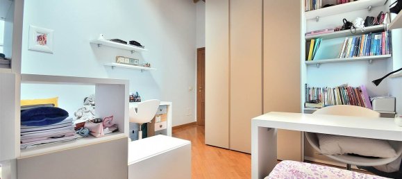 5 bedrooms Apartment in Siena, Italy No. 321447 13