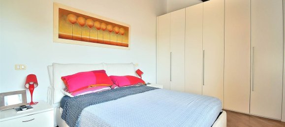 5 bedrooms Apartment in Siena, Italy No. 321447 16