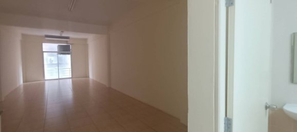 3 bedrooms Commercial property in Pattaya, Thailand No. 2074 12