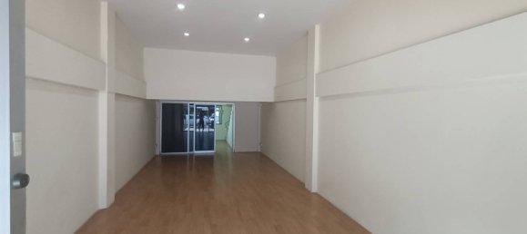 3 bedrooms Commercial property in Pattaya, Thailand No. 2074 5