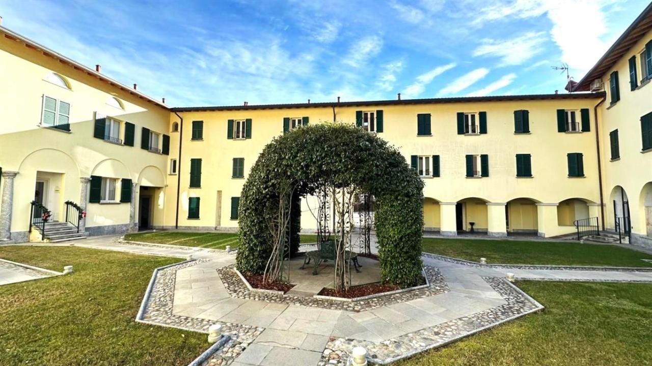 3 rooms Apartment in Pescate, Italy No. 42263