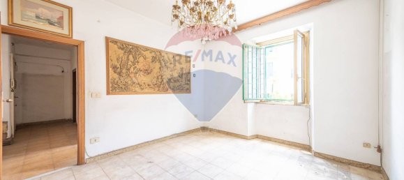 3 bedrooms Apartment in Rome, Italy No. 295488 10