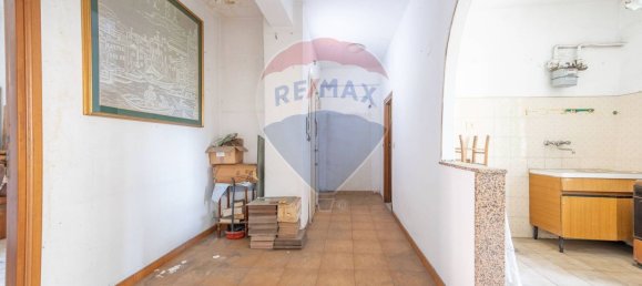 3 bedrooms Apartment in Rome, Italy No. 295488 4