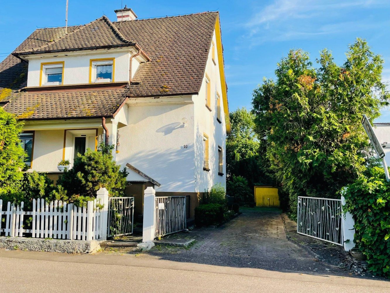 2 bedrooms Townhouse in Breisgau-Hochschwarzwald, Germany No. 266828