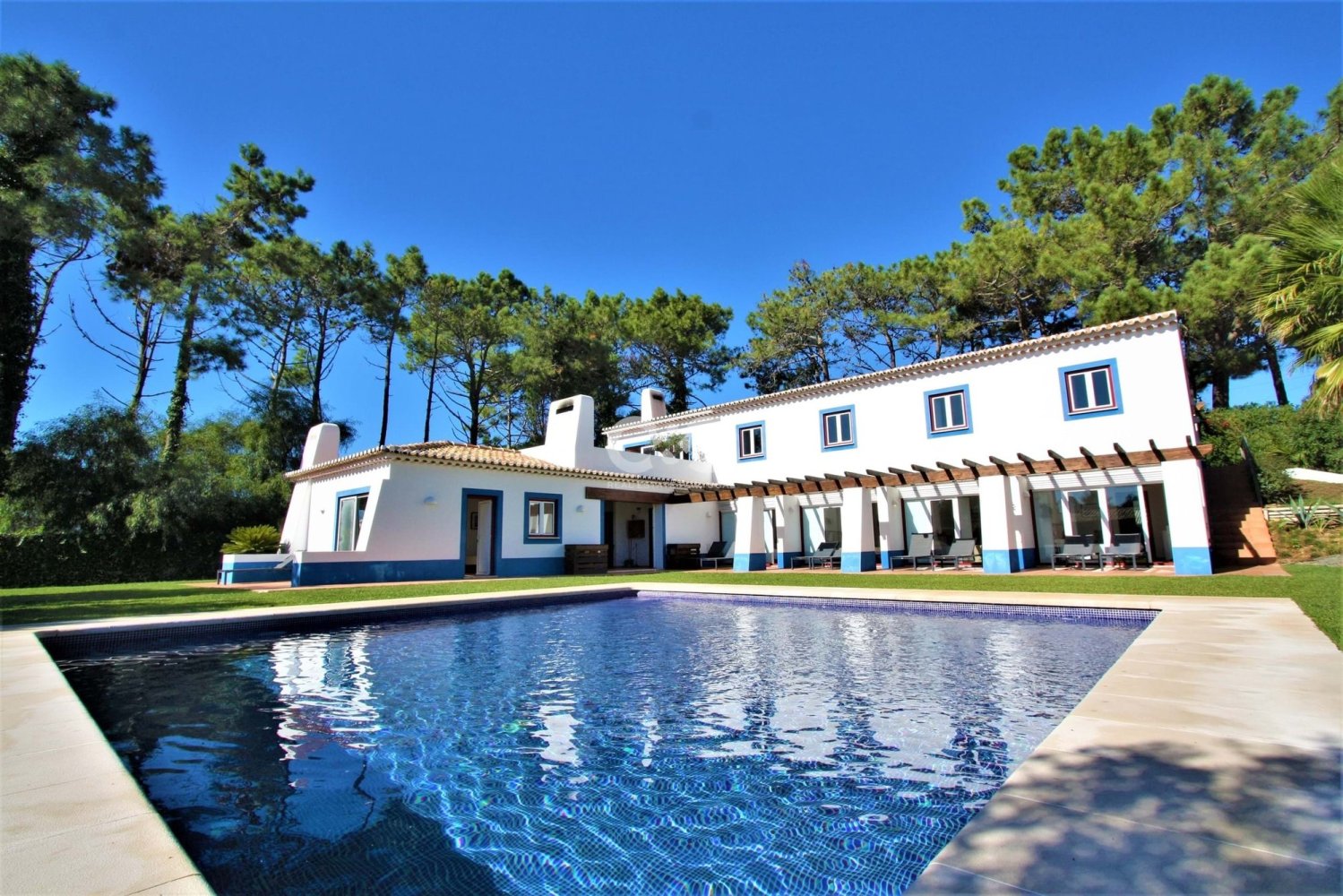 8 bedrooms Villa in Aljezur, Portugal No. 132125