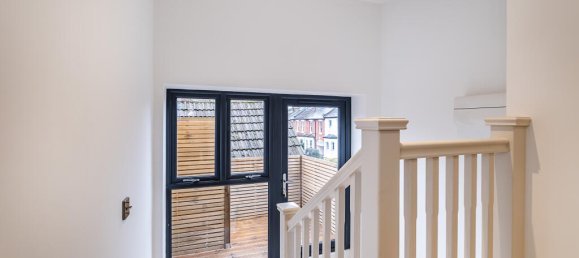 1 bedroom Apartment in London, United Kingdom No. 13902 11